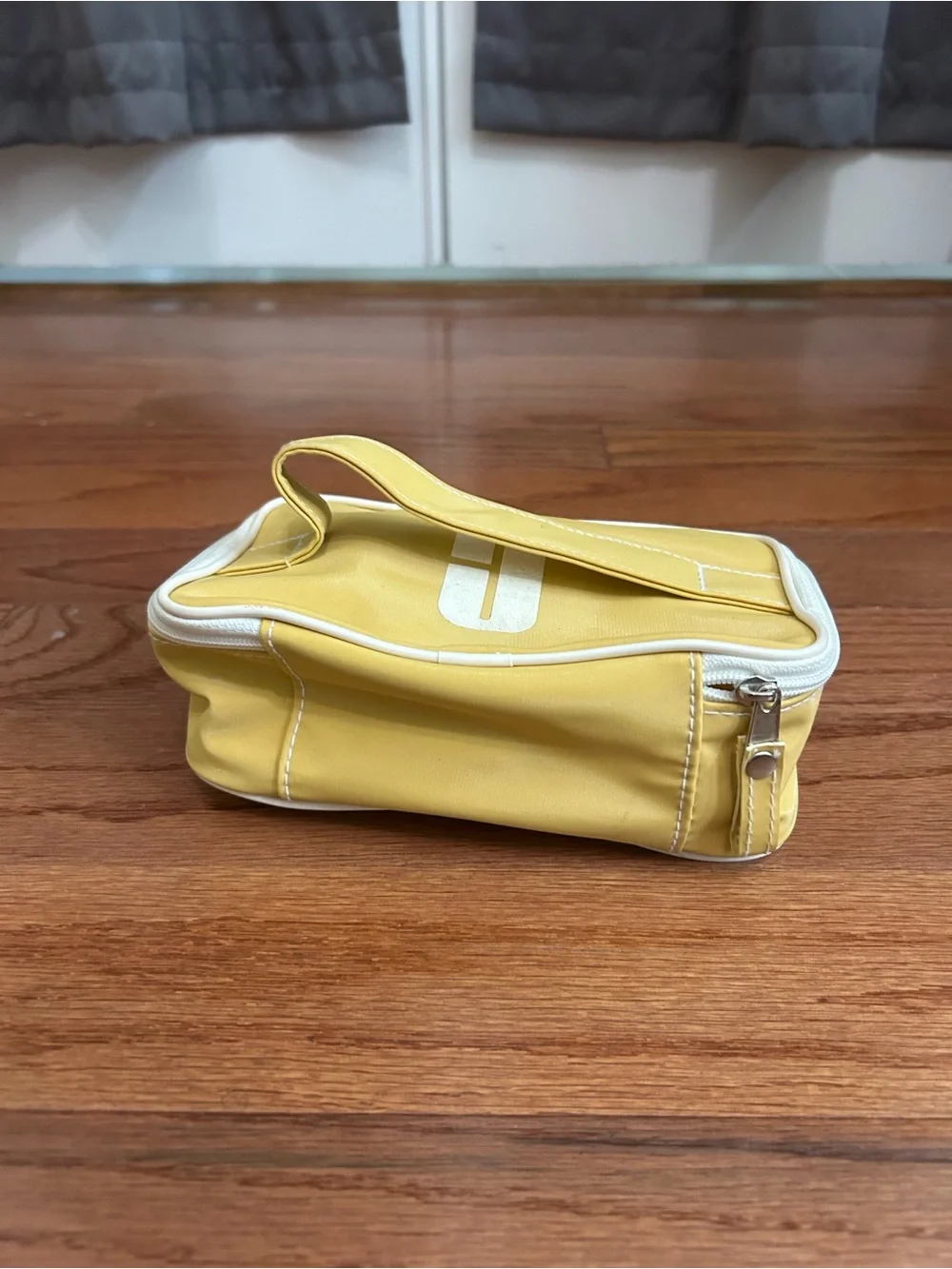 Clinique Yellow Cosmetic Makeup Travel Bag Toiletry Organizer Zip Case
